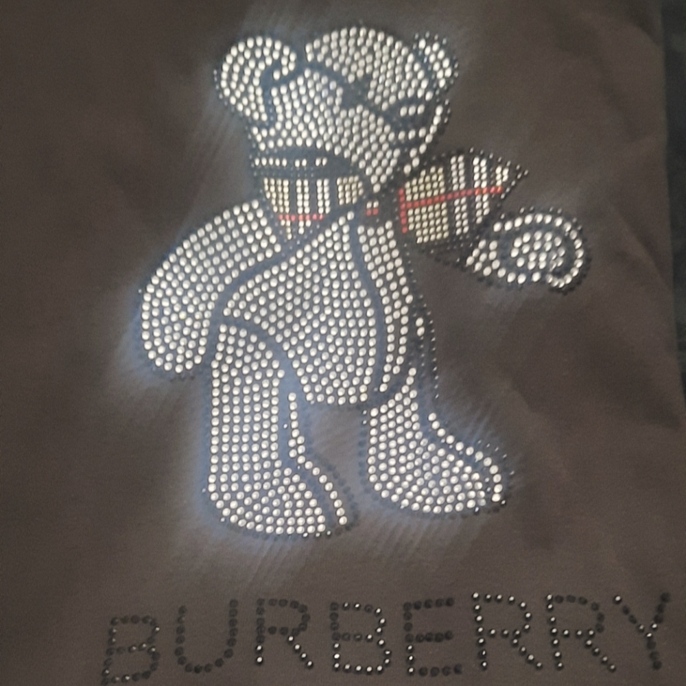 Burberry t shirt